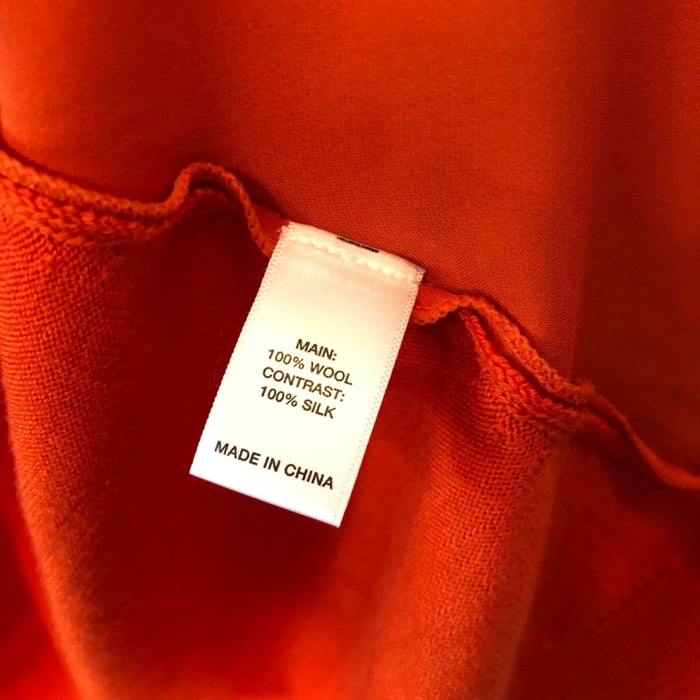 ST JOHN | Jersey Knit Bateau Neck HighLow Top - Picture 8 of 12